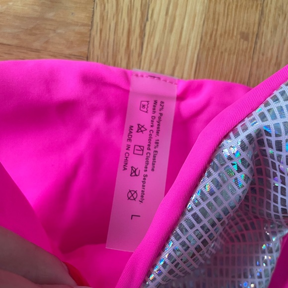 Metallic Contrast Binding Halter Triangle Tie Side Bikini - Picture 11 of 11